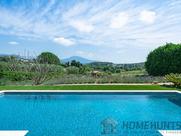 5 Bedroom Villa/House in Plascassier 30