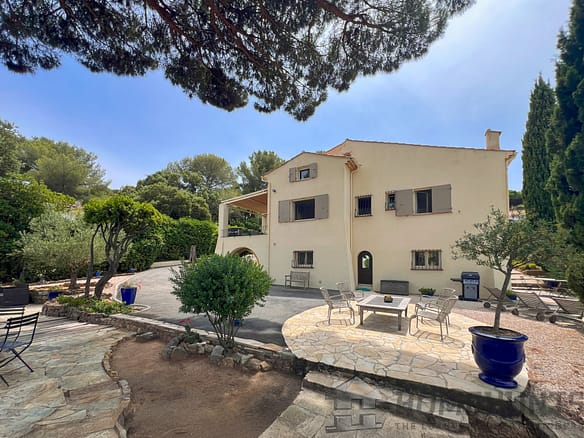 4 Bedroom Villa/House in Cavalaire Sur Mer 8