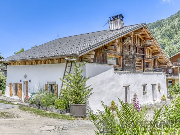 4 Bedroom Villa/House in St Gervais 7