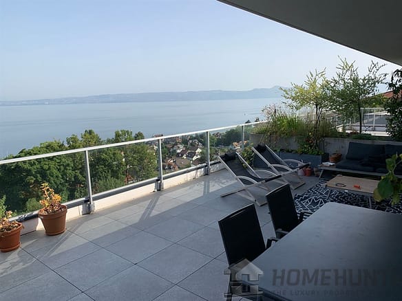 3 Bedroom Apartment in Neuvecelle 5