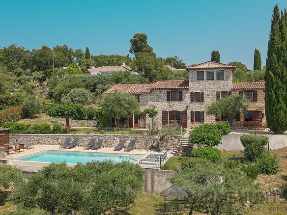 5 Bedroom Castle/Estates in Callian 5