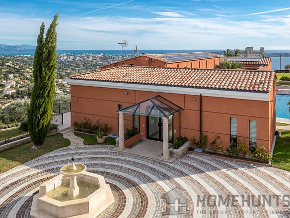 6 Bedroom Villa/House in Cannes 26