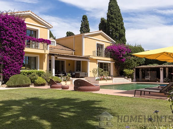 10 Bedroom Villa/House in Cap D Antibes 34