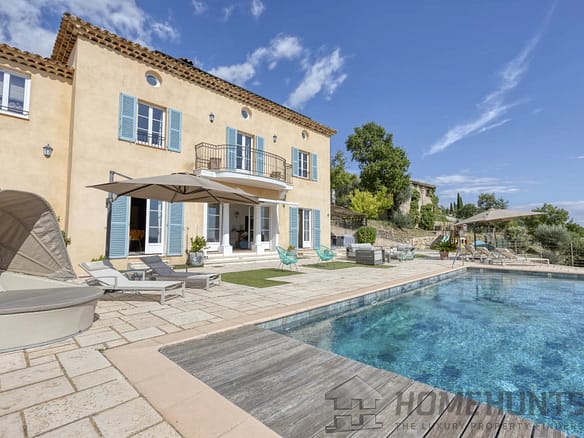 4 Bedroom Villa/House in Montauroux 16