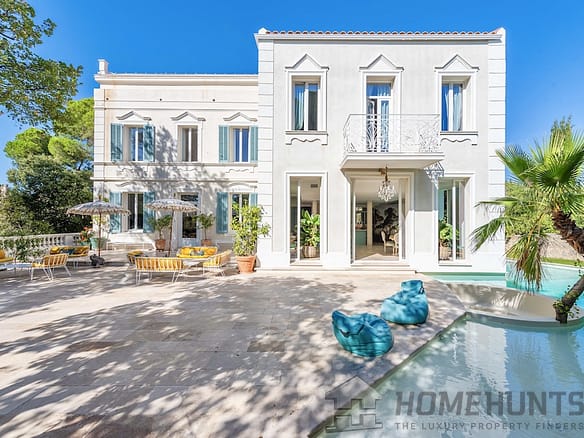 7 Bedroom Villa/House in Toulon 2