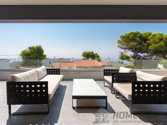 4 Bedroom Villa/House in Carry Le Rouet 5