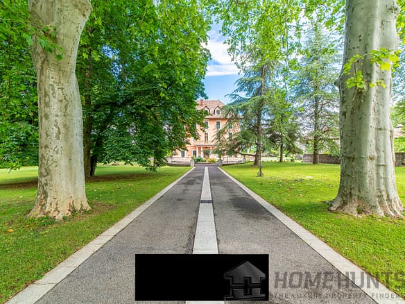 5 Bedroom Villa/House in Thonon Les Bains 8