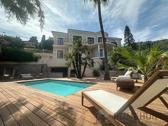 5 Bedroom Villa/House in Roquebrune Cap Martin 8