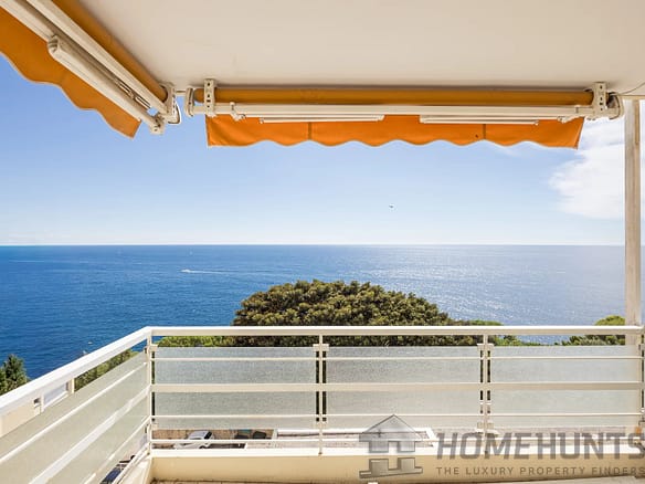 2 Bedroom Apartment in Cap D Ail 7