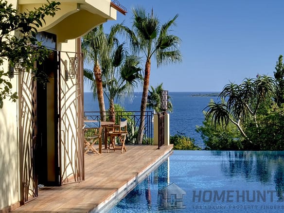 4 Bedroom Villa/House in Cannes 20