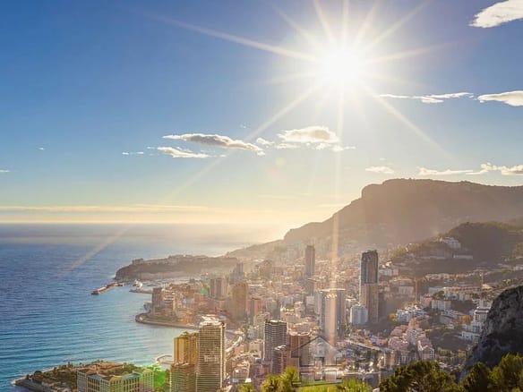 3 Bedroom Apartment in Monaco 16