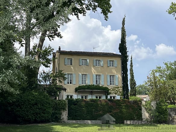 9 Bedroom Villa/House in Aix En Provence 26