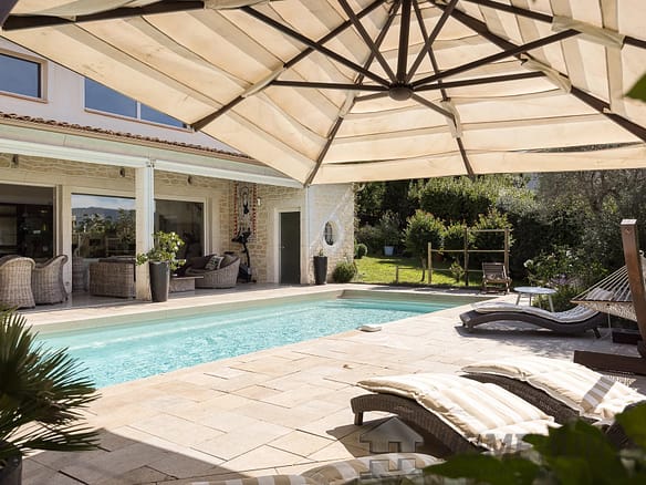 4 Bedroom Villa/House in Cannes 14