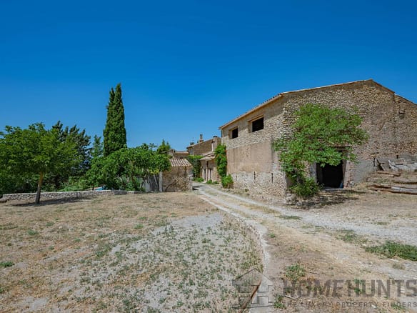 7 Bedroom Villa/House in Greoux Les Bains 12