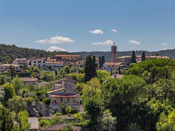 5 Bedroom Villa/House in St Paul 28