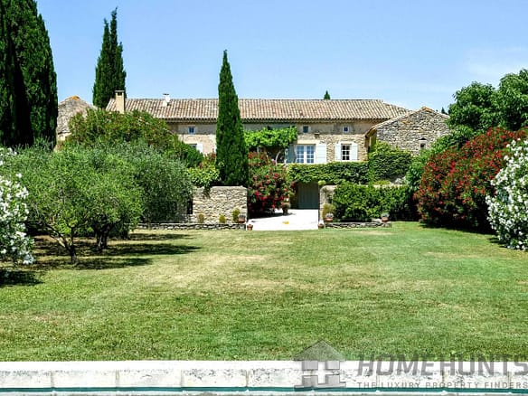 6 Bedroom Villa/House in Uzes 28