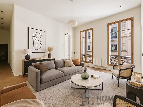 2 Bedroom Apartment in Paris 8th (Golden Triangle - Parc Monceau) 9