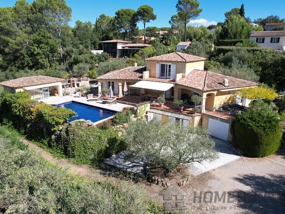 5 Bedroom Villa/House in St Antonin Du Var 14