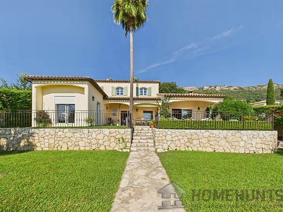 4 Bedroom Villa/House in Vence 30