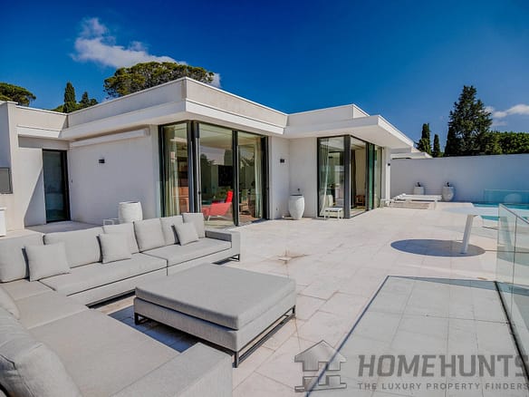 4 Bedroom Villa/House in Ste Maxime 36