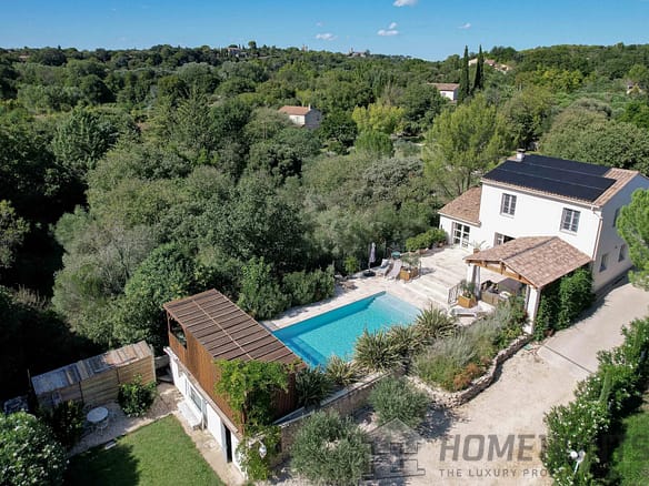 5 Bedroom Villa/House in Uzes 14