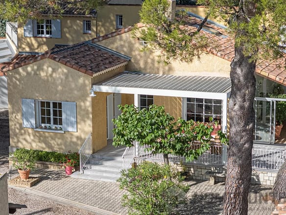 5 Bedroom Villa/House in Eguilles 5