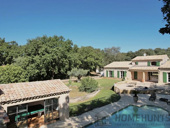 4 Bedroom Villa/House in Uzes 22