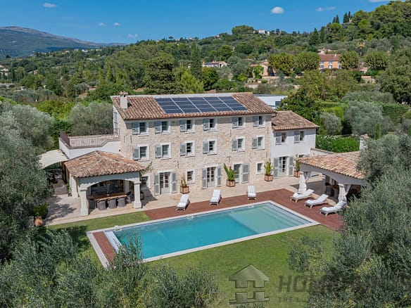 7 Bedroom Villa/House in Mouans Sartoux 9