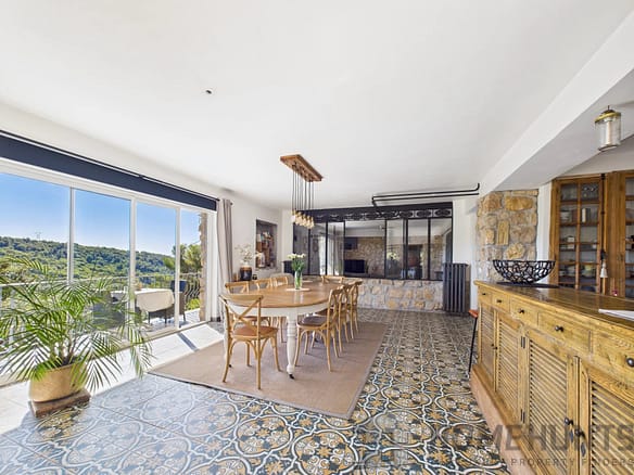 4 Bedroom Villa/House in Vence 14