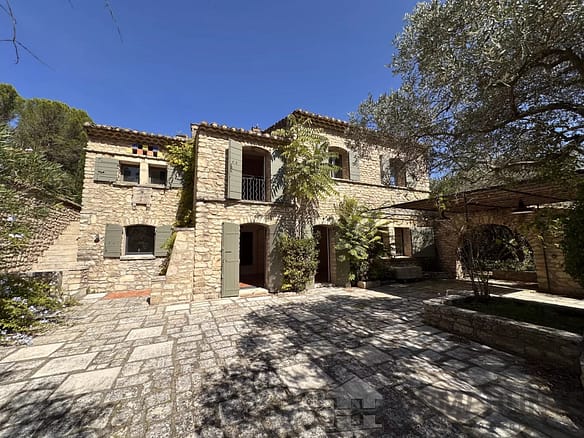 5 Bedroom Villa/House in St Remy De Provence 30