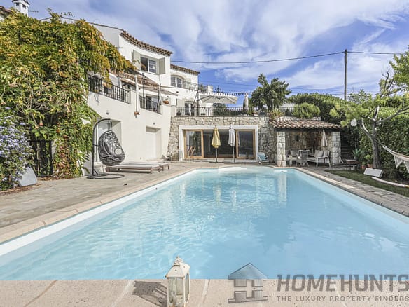 4 Bedroom Villa/House in La Gaude 3