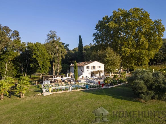 6 Bedroom Villa/House in Les Arcs 34