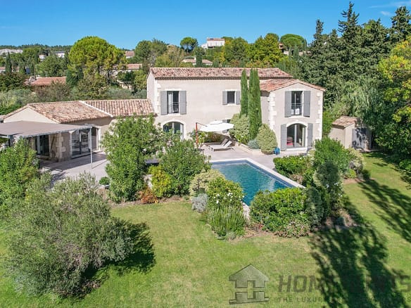 4 Bedroom Villa/House in Maussane Les Alpilles 5