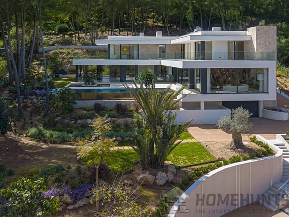 4 Bedroom Villa/House in Palma 32