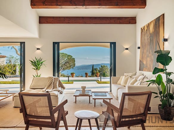 5 Bedroom Villa/House in Grimaud 28