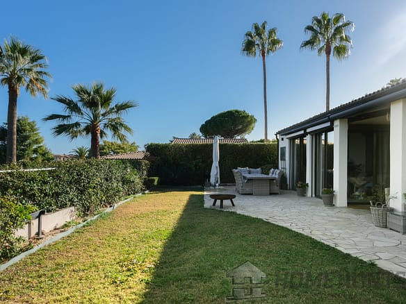 4 Bedroom Villa/House in Villeneuve Loubet 3