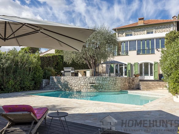 5 Bedroom Villa/House in Cagnes Sur Mer 10