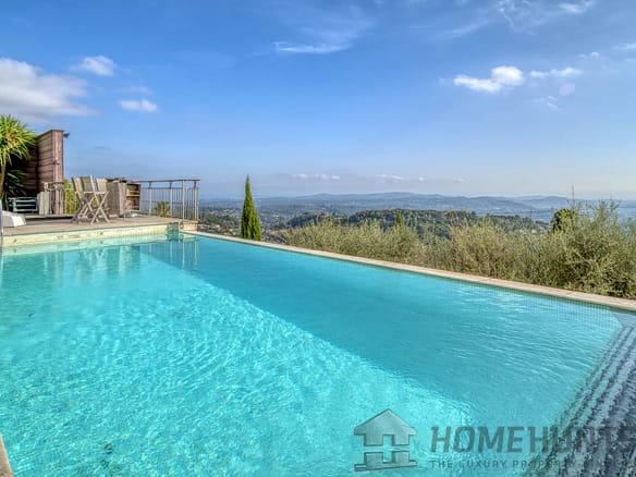 5 Bedroom Villa/House in Chateauneuf Grasse 34