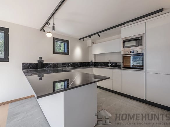 3 Bedroom Apartment in Chamonix 3