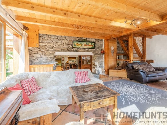 6 Bedroom Chalet in Meribel 26