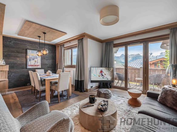 2 Bedroom Apartment in Courchevel 26