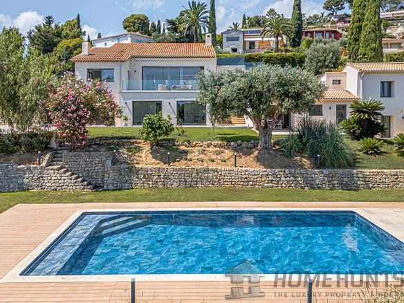 7 Bedroom Villa/House in Cannes 9