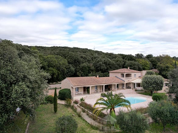 7 Bedroom Villa/House in Uzes 5