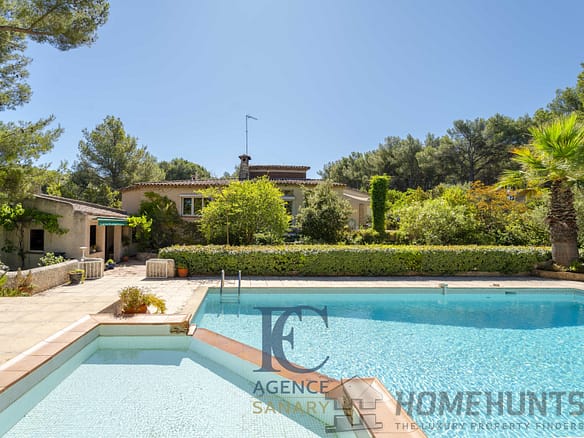 5 Bedroom Villa/House in Sanary Sur Mer 3