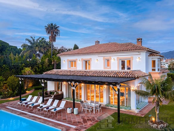 6 Bedroom Villa/House in Guadalmina Baja 5