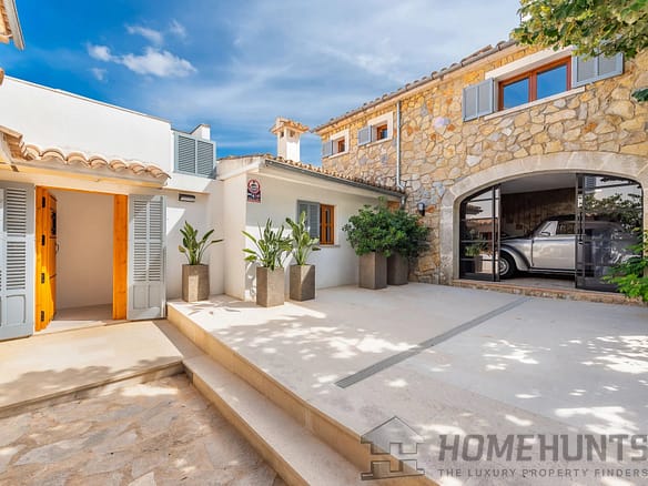 4 Bedroom Villa/House in Puigpunyent 12