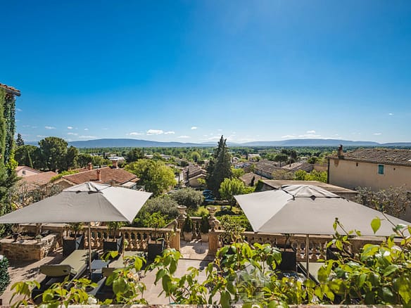 7 Bedroom Villa/House in Avignon 24