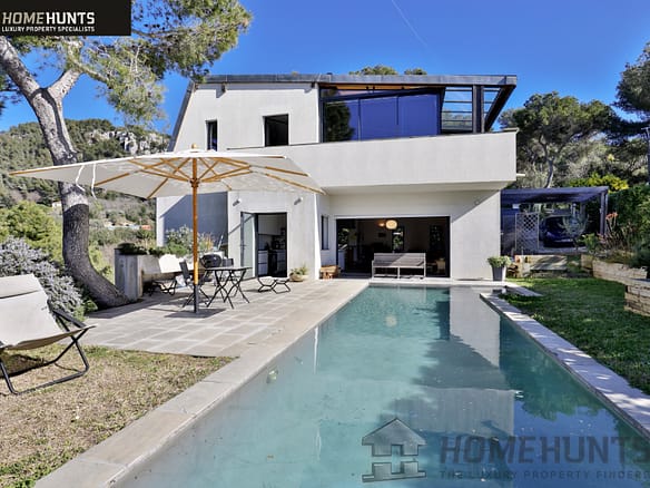 4 Bedroom Villa/House in Nice 22
