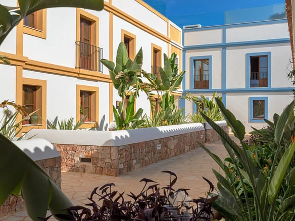 3 Bedroom Villa/House in Santa Gertrudis 8
