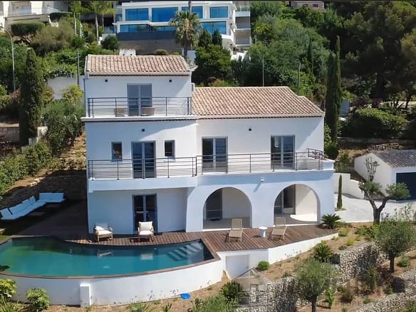 5 Bedroom Villa/House in Les Issambres 4